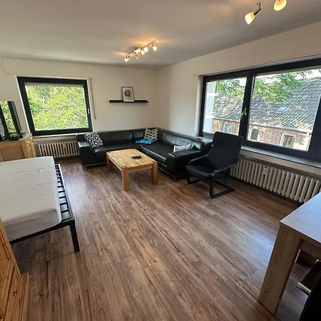 Am Veener Kirchturm Apartament