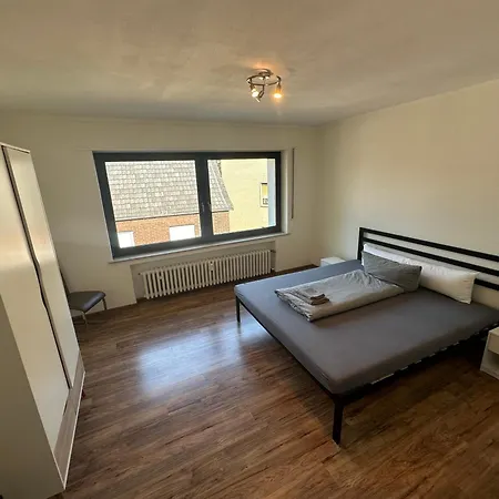 Am Veener Kirchturm Alpen