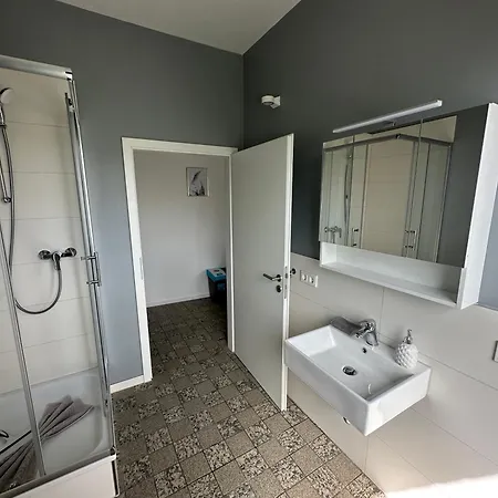 Am Veener Kirchturm 아파트 Alpen