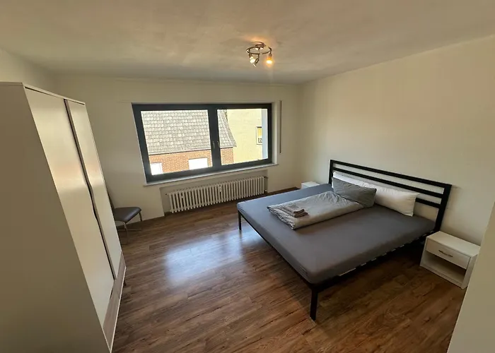 Am Veener Kirchturm Alpen