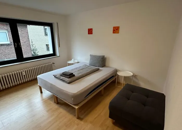 Am Veener Kirchturm Alpen