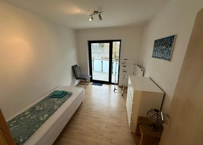 Am Veener Kirchturm * Alpen