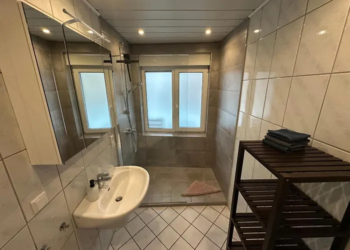 Am Veener Kirchturm * Alpen