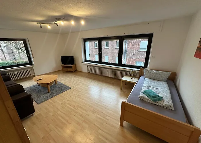 Am Veener Kirchturm * Alpen